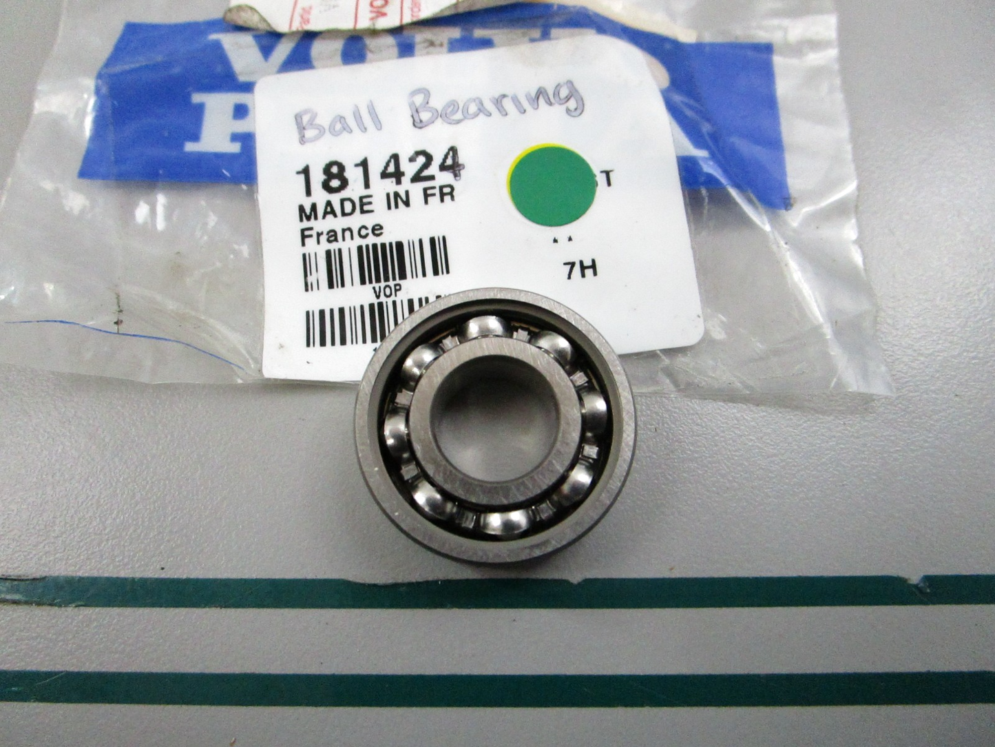NEW OEM 181424 Volvo Penta Ball Bearing 0810