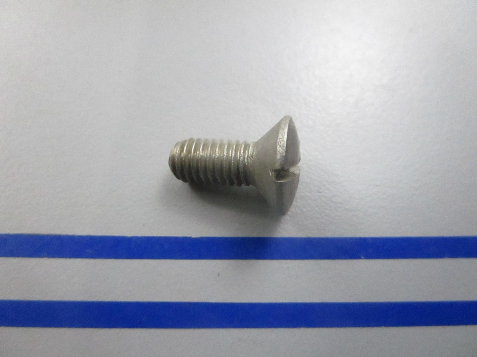 NEW OEM 10-82164M Mercury Mariner Screw Bolt 0810