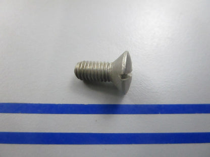 NEW OEM 10-82164M Mercury Mariner Screw Bolt 0810