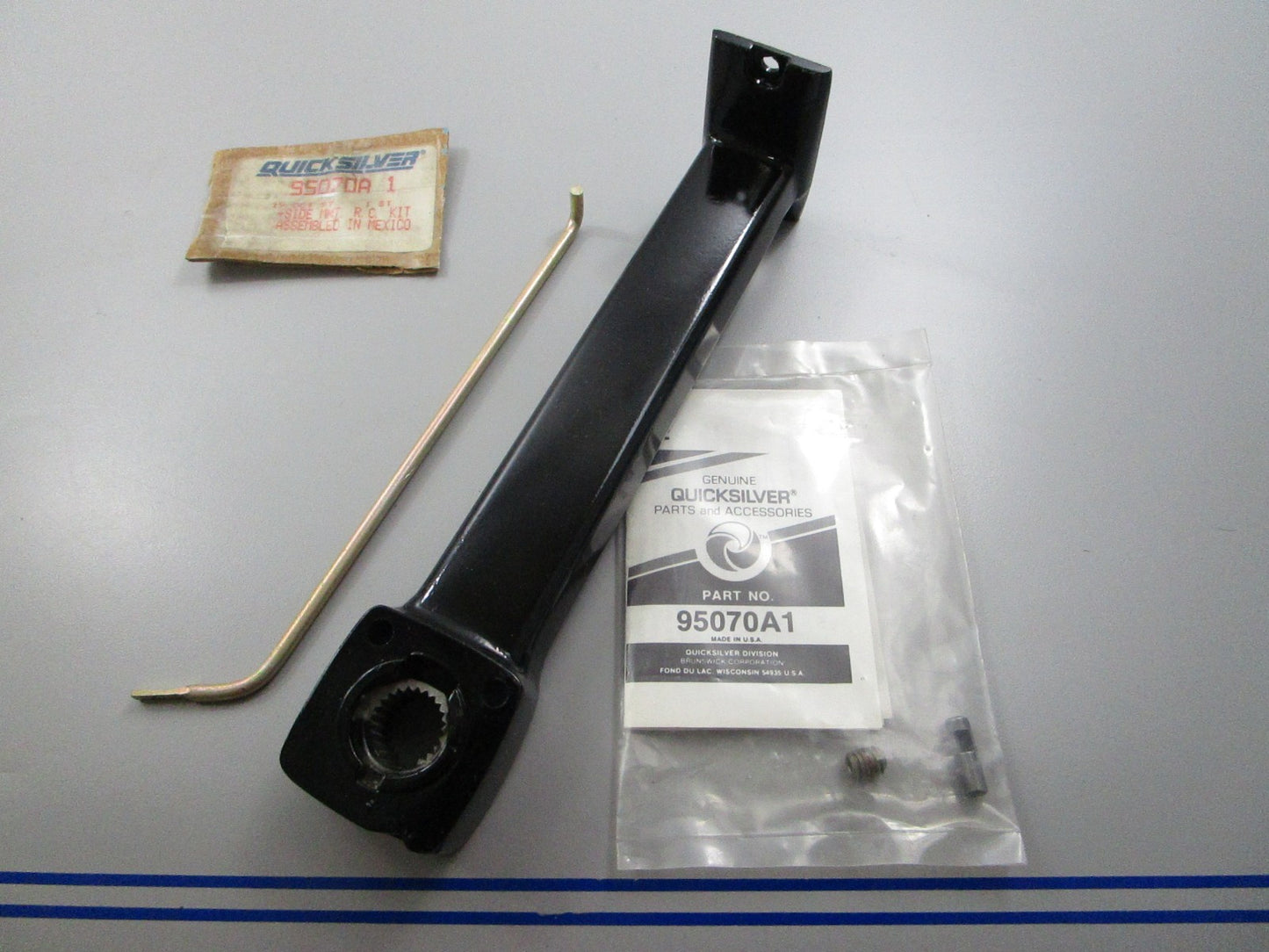 *NEW OEM* 0810 Mercury Quicksilver Control Handle Kit 95070A1