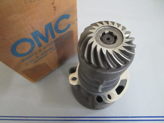 *NEW OEM* 0820 OMC Johnson Evinrude Bearing Housing 981221 0981221