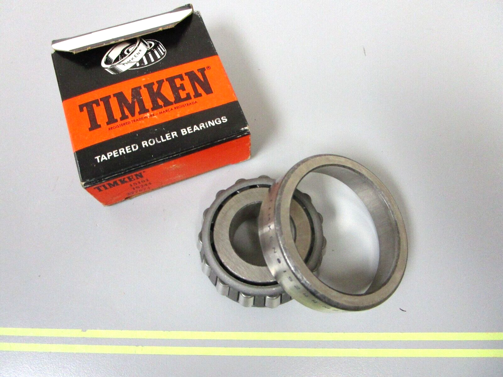 *NEW OEM* 0720 OMC Johnson Evinrude Timken Roller Bearing 377871 0377871