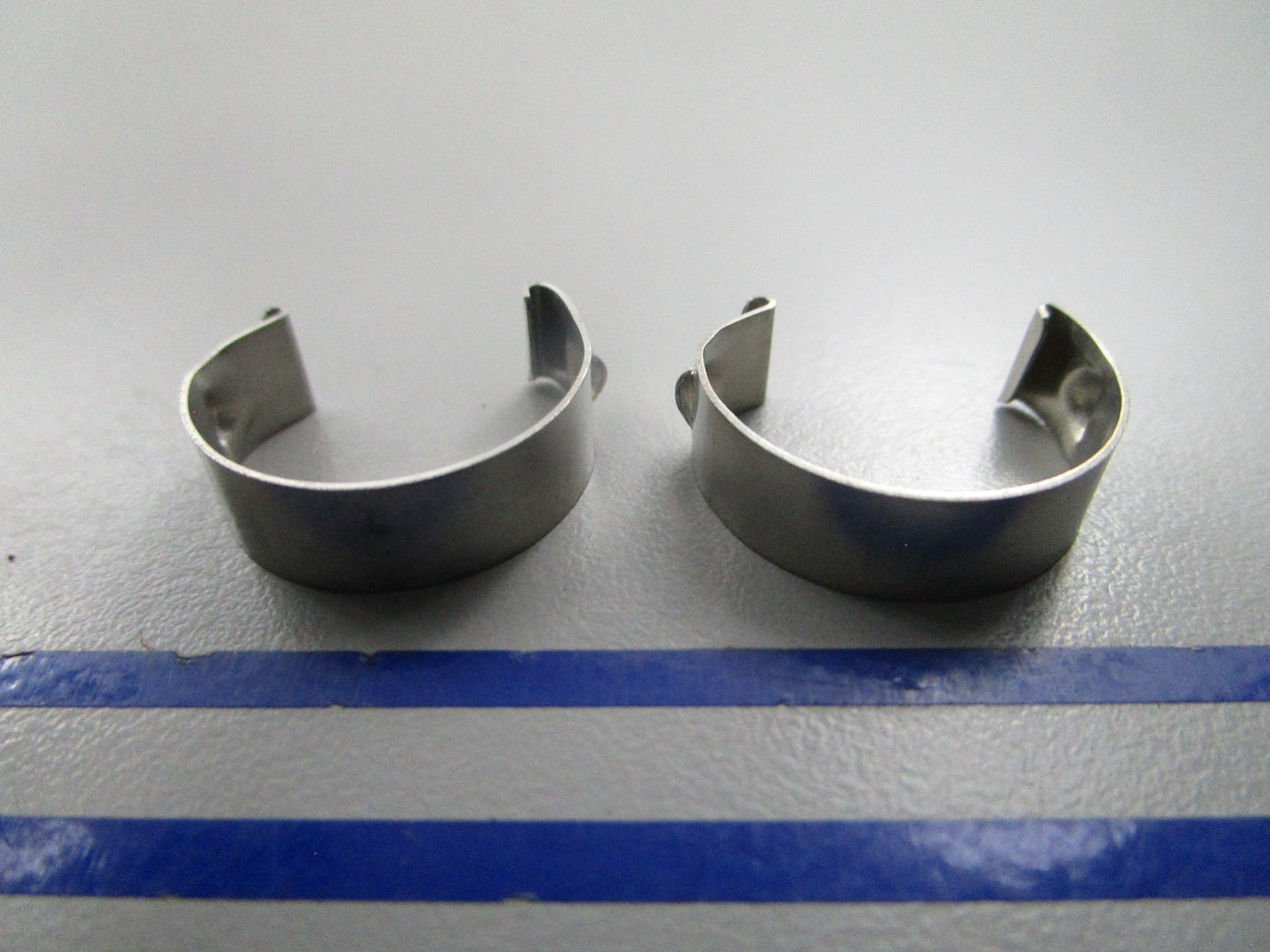 NEW OEM (LOT OF 2) 303596 0303596 OMC Johnson Evinrude Hose Clamp 0810