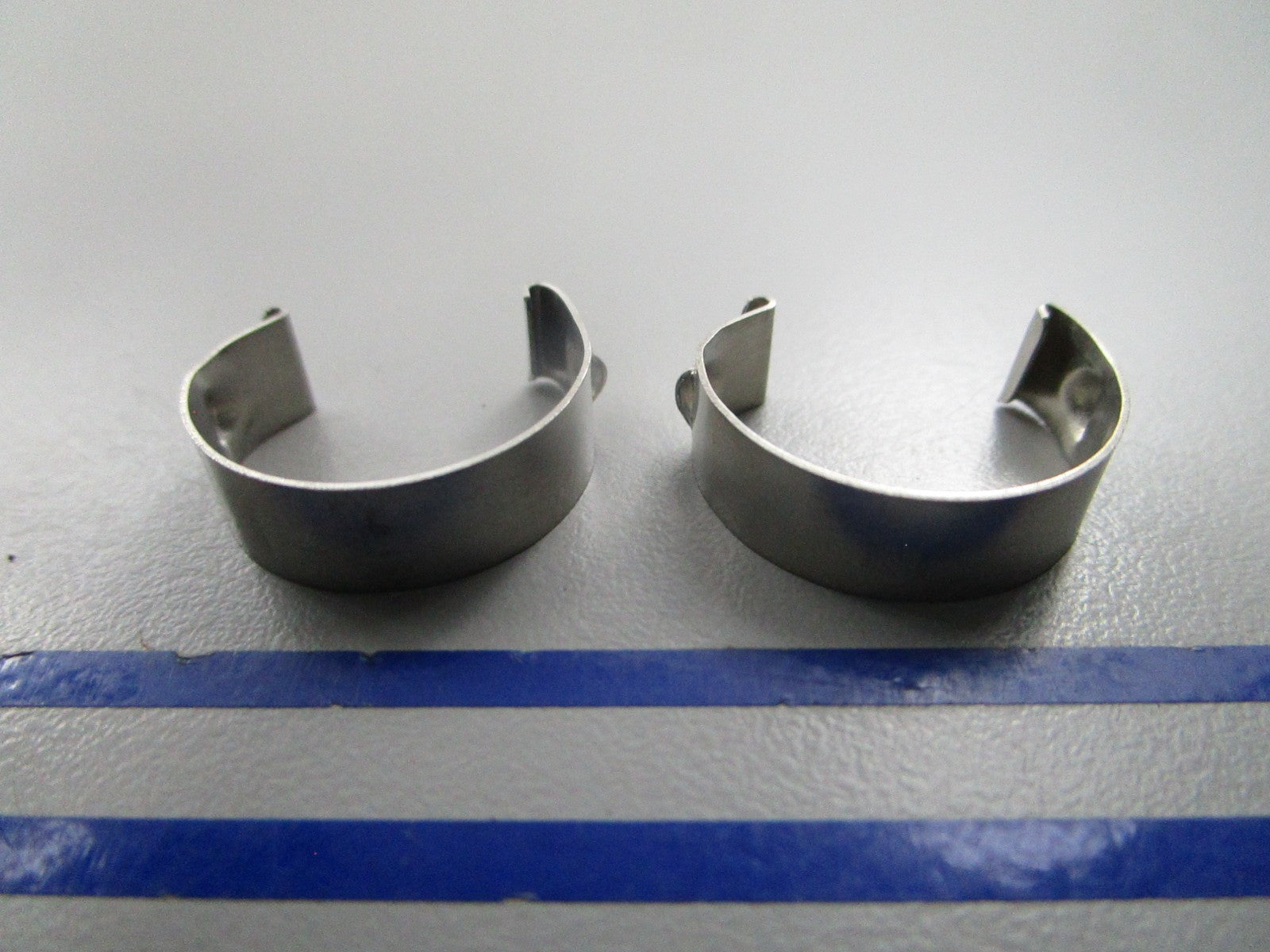 NEW OEM (LOT OF 2) 303596 0303596 OMC Johnson Evinrude Hose Clamp 0810