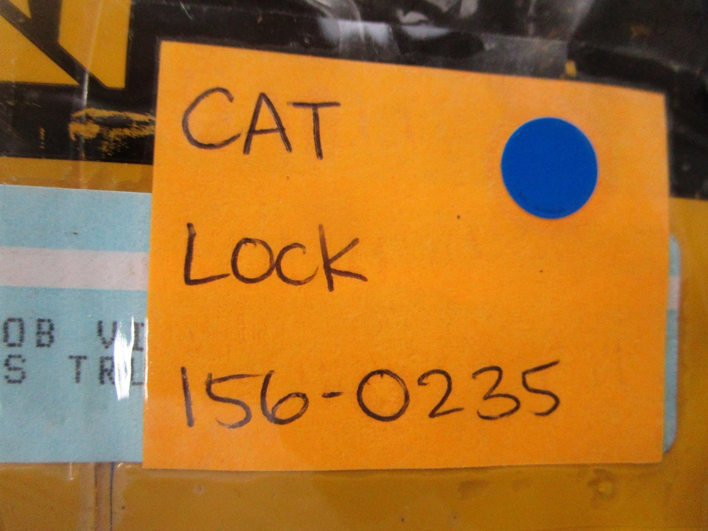 NEW OEM CAT 156-0235 Lock 0810