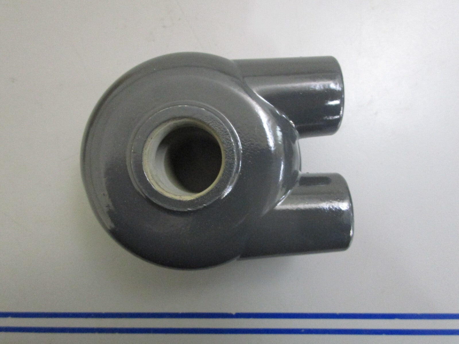 *NEW OEM* 0820 OMC Johnson Evinrude Adapter 3853246
