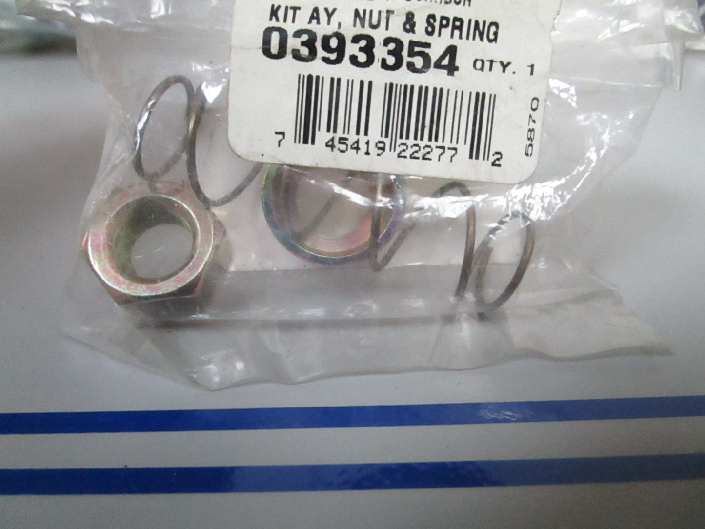 NEW OEM 393354 0393354 OMC Johnson Evinrude Nut Spring & Spacer Kit 0720