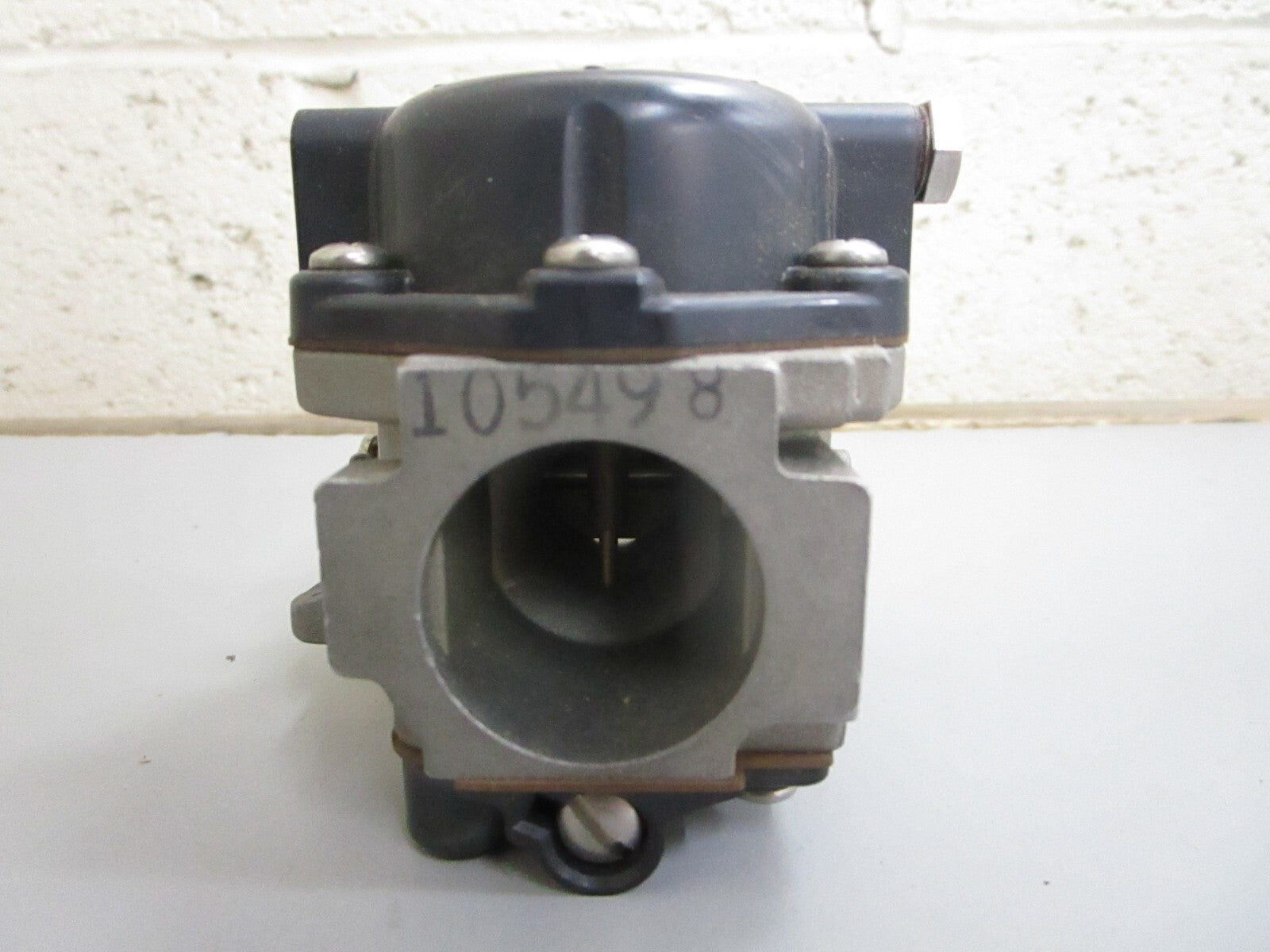 *NEW OEM* 0820 OMC Johnson Evinrude Carburetor Assy 436779 0436779