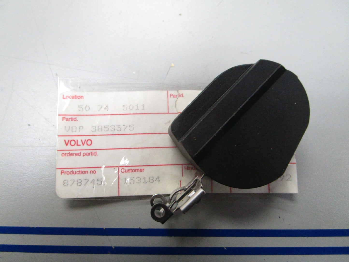 *NEW OEM* 0720 Volvo Penta Float 3853575