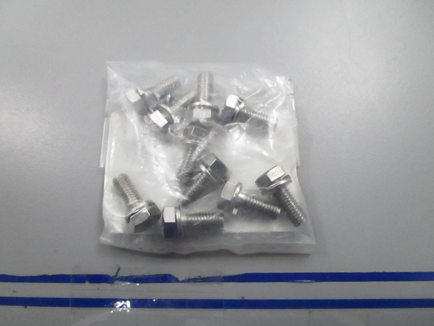 *NEW OEM* (LOT OF 10) 0810 Tohatsu Nissan Bolt 910103-6616 9101036616