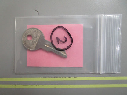 *NEW OEM* 0810 OMC Johnson Evinrude Ignition Key 77-61 501810 0501810