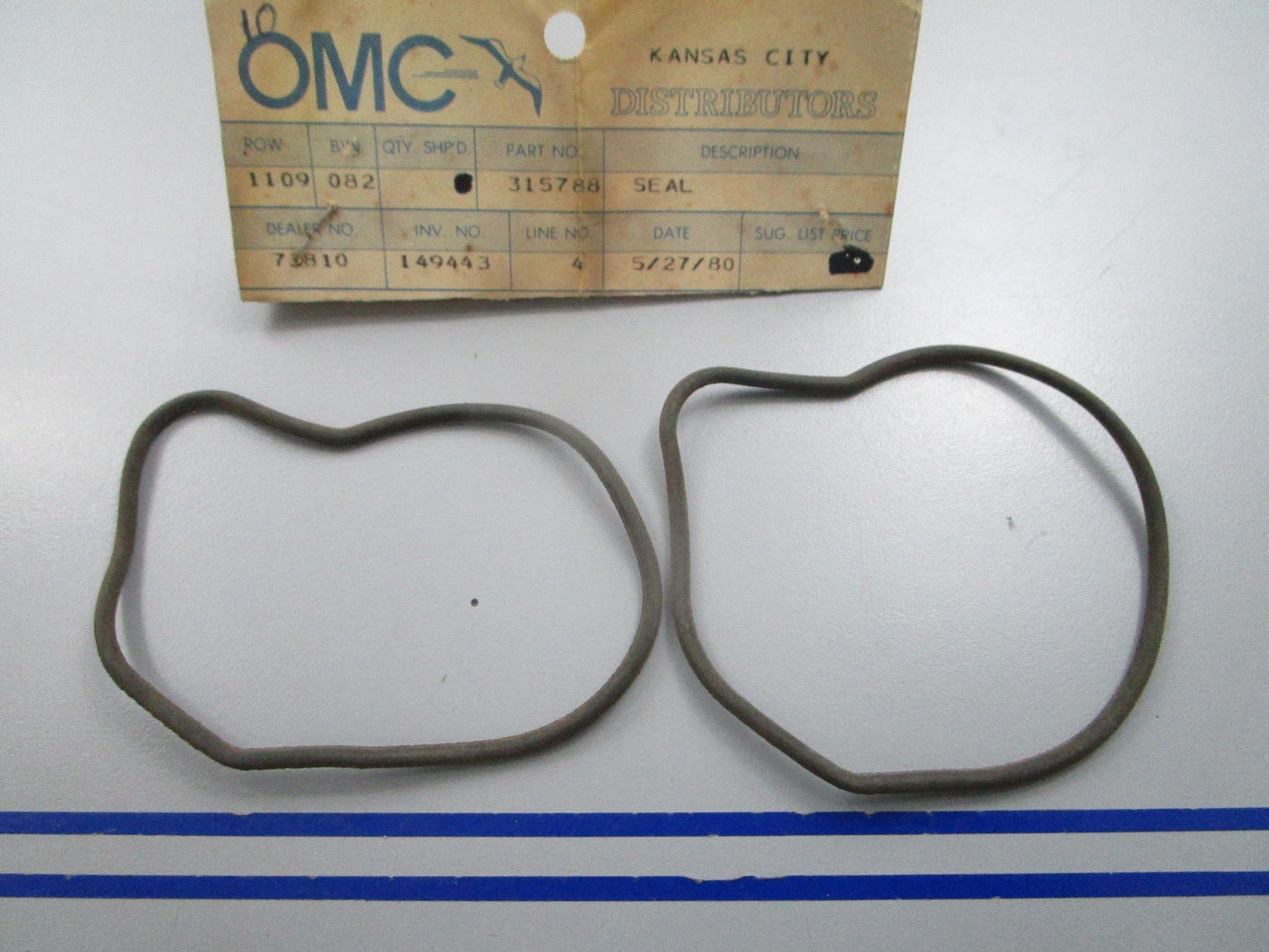 NEW OEM (LOT OF 2) 315788 0315788 OMC Johnson Evinrude Seal 0810