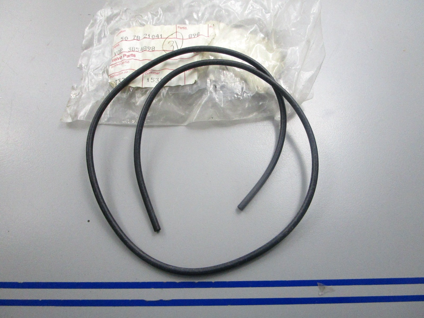 NEW OEM 3854898 Volvo Penta Seal 0810