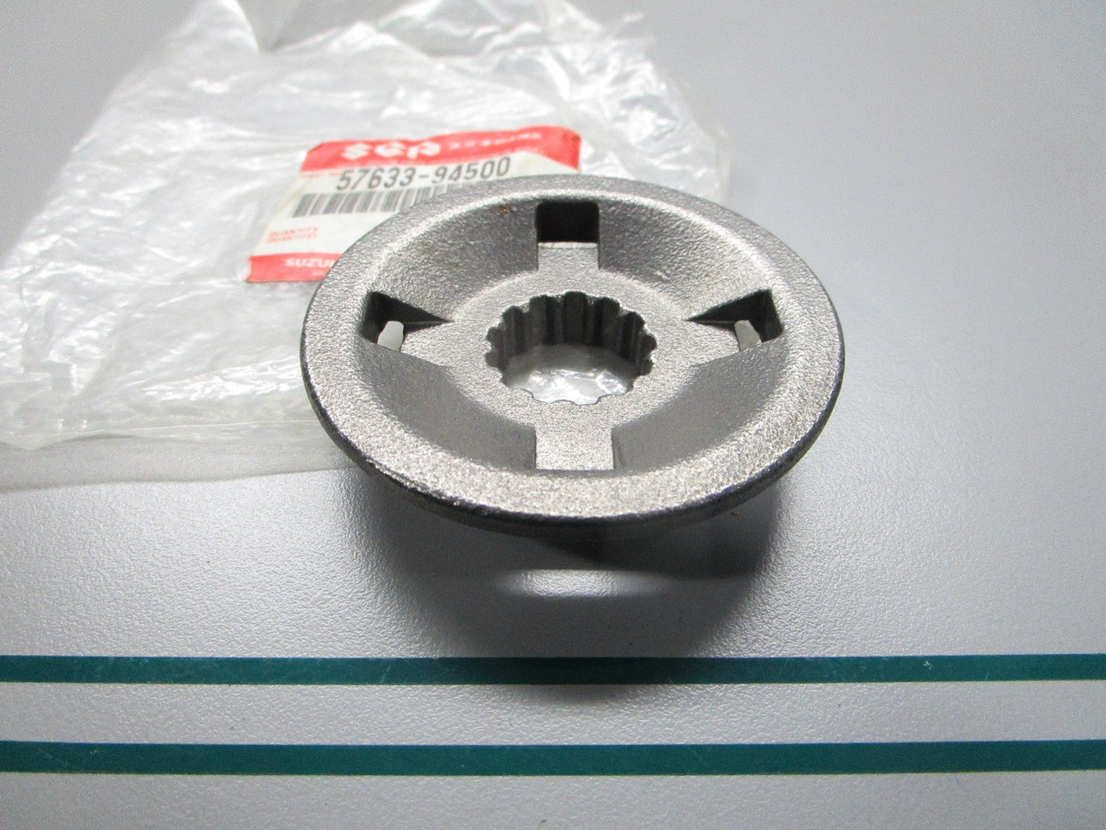NEW OEM 57633-94500 Suzuki Propeller Nut Spacer 0810