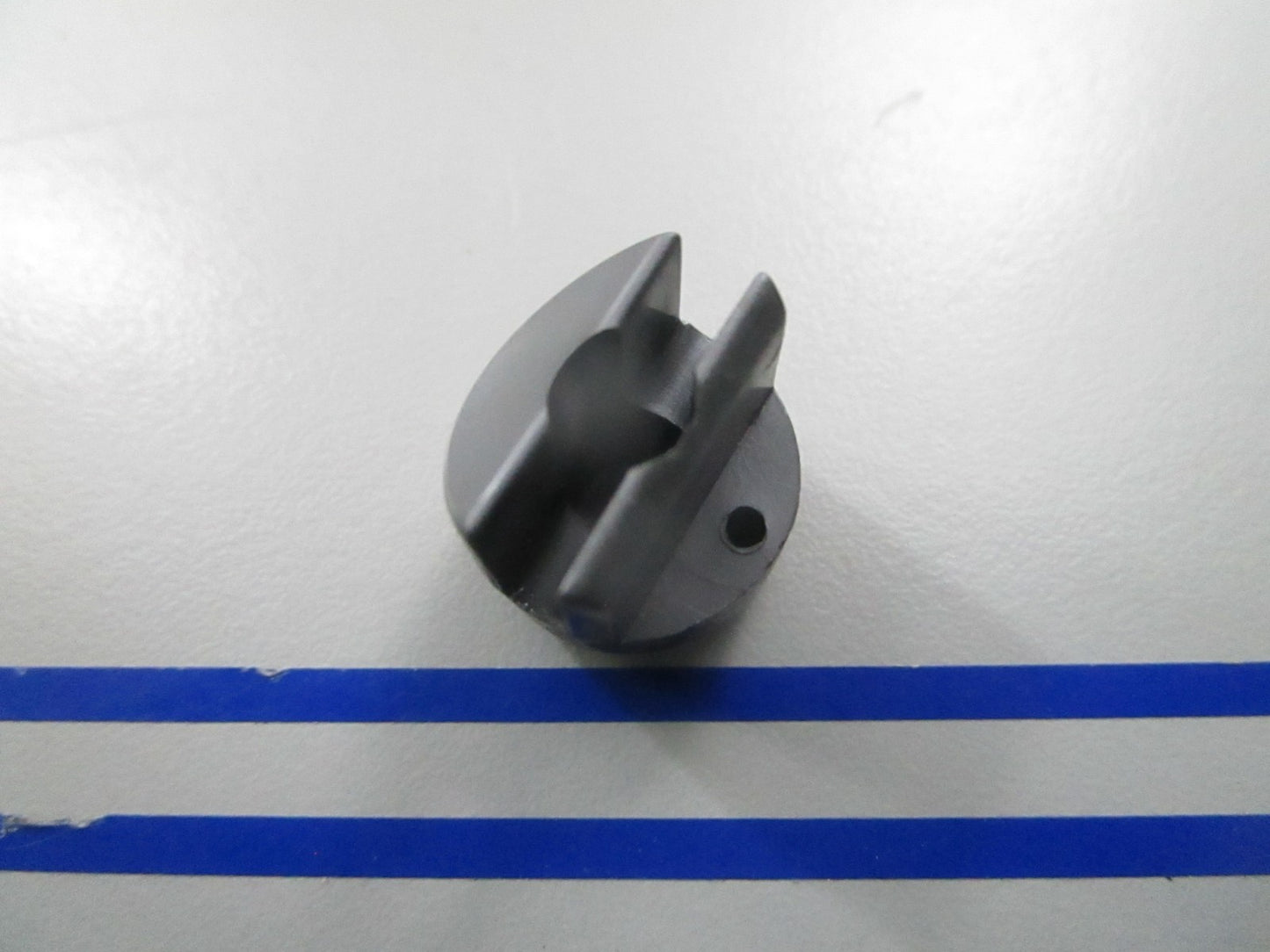 *NEW OEM* 0810 Mercury Quicksilver Retainer F286737-1