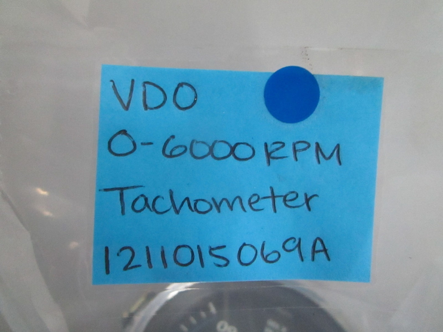 NEW OEM 1211015069A VDO 0-6000RPM Tachometer 0820