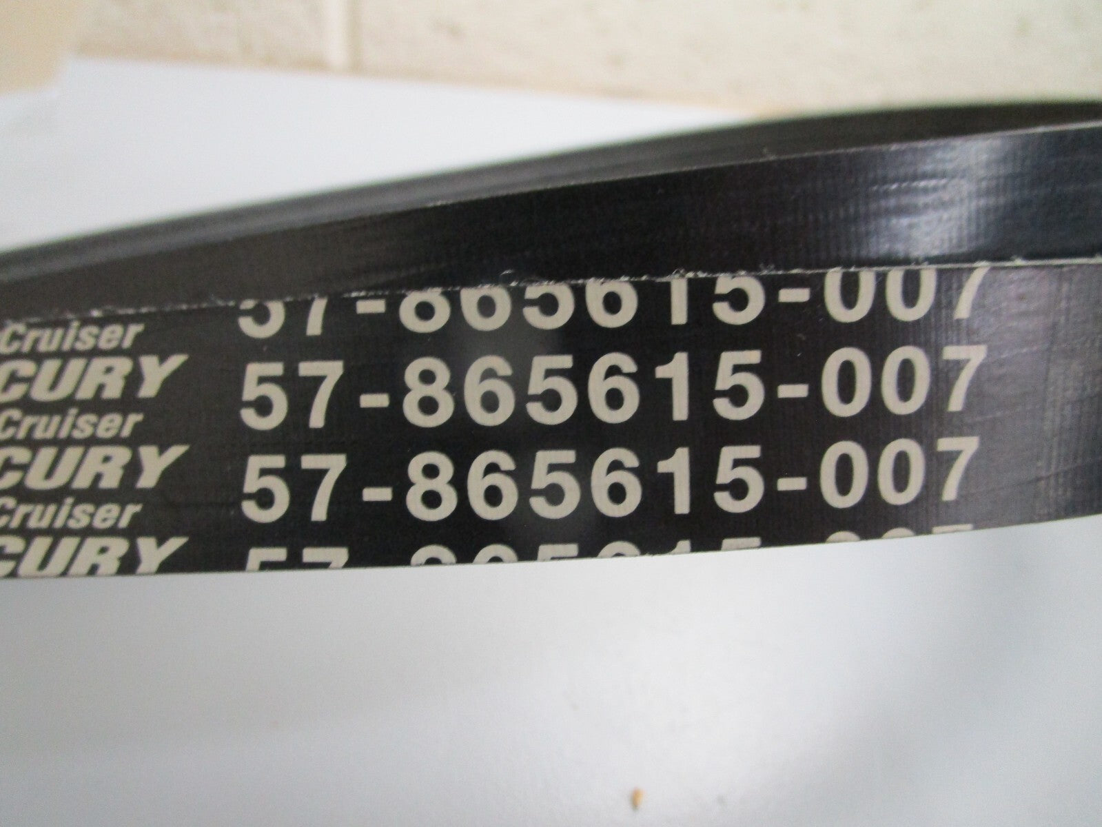 *NEW OEM* 0810 Mercury Quicksilver Serpentine Belt 57-865615 865615Q07