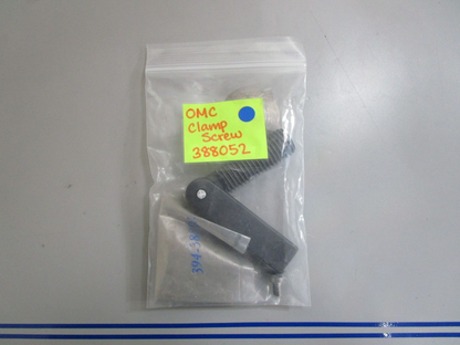 *NEW OEM* 0770 OMC Johnson Evinrude Clamp Screw 388052 0388052