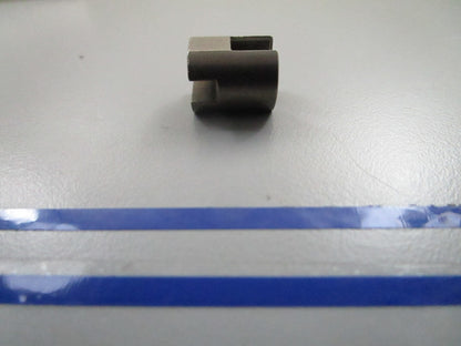 *NEW OEM* 0810 Volvo OMC Coupling 3858072