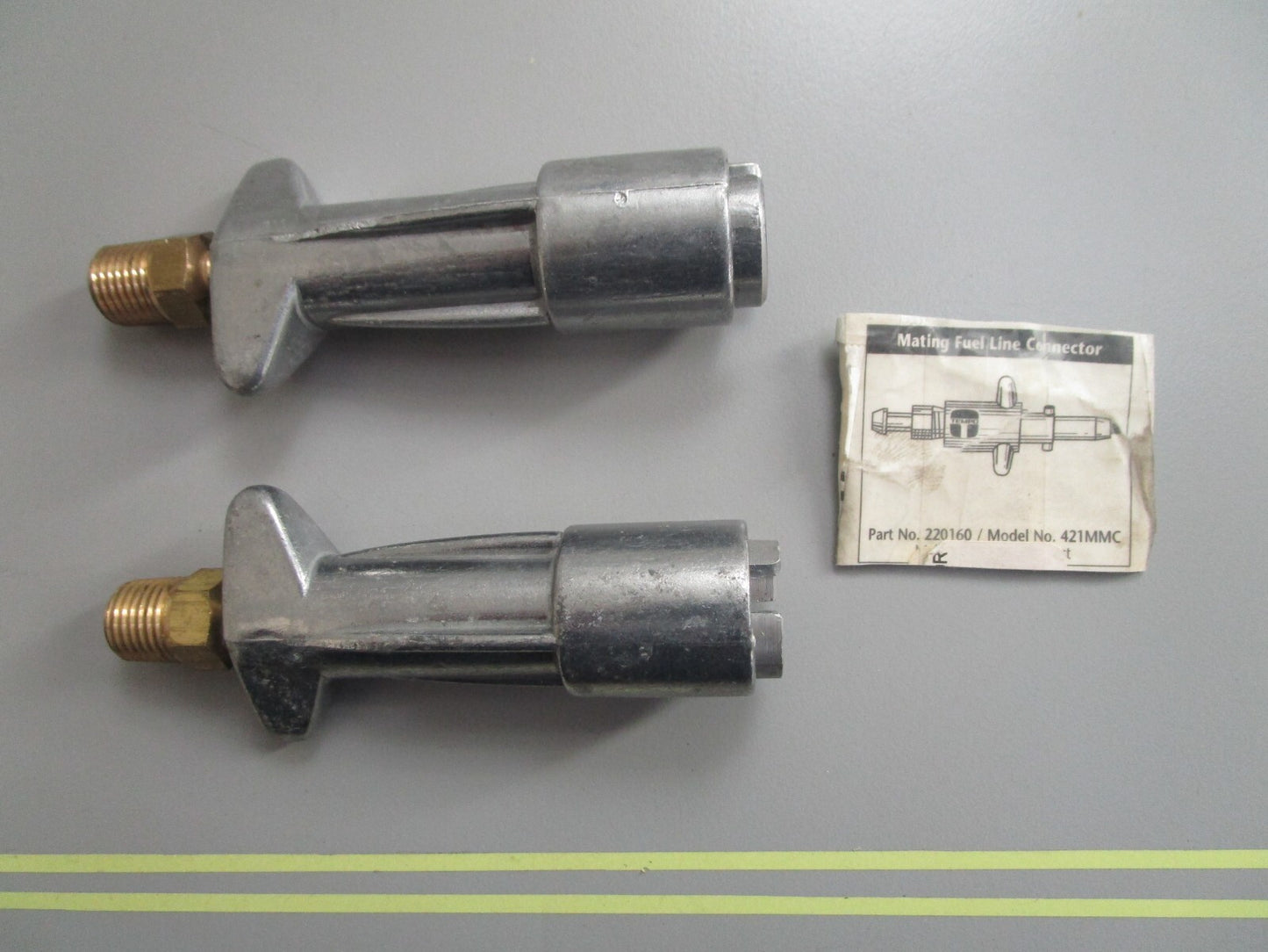 *NEW* (LOT OF 2) 0810 Tempo Fuel Line Connector 220160