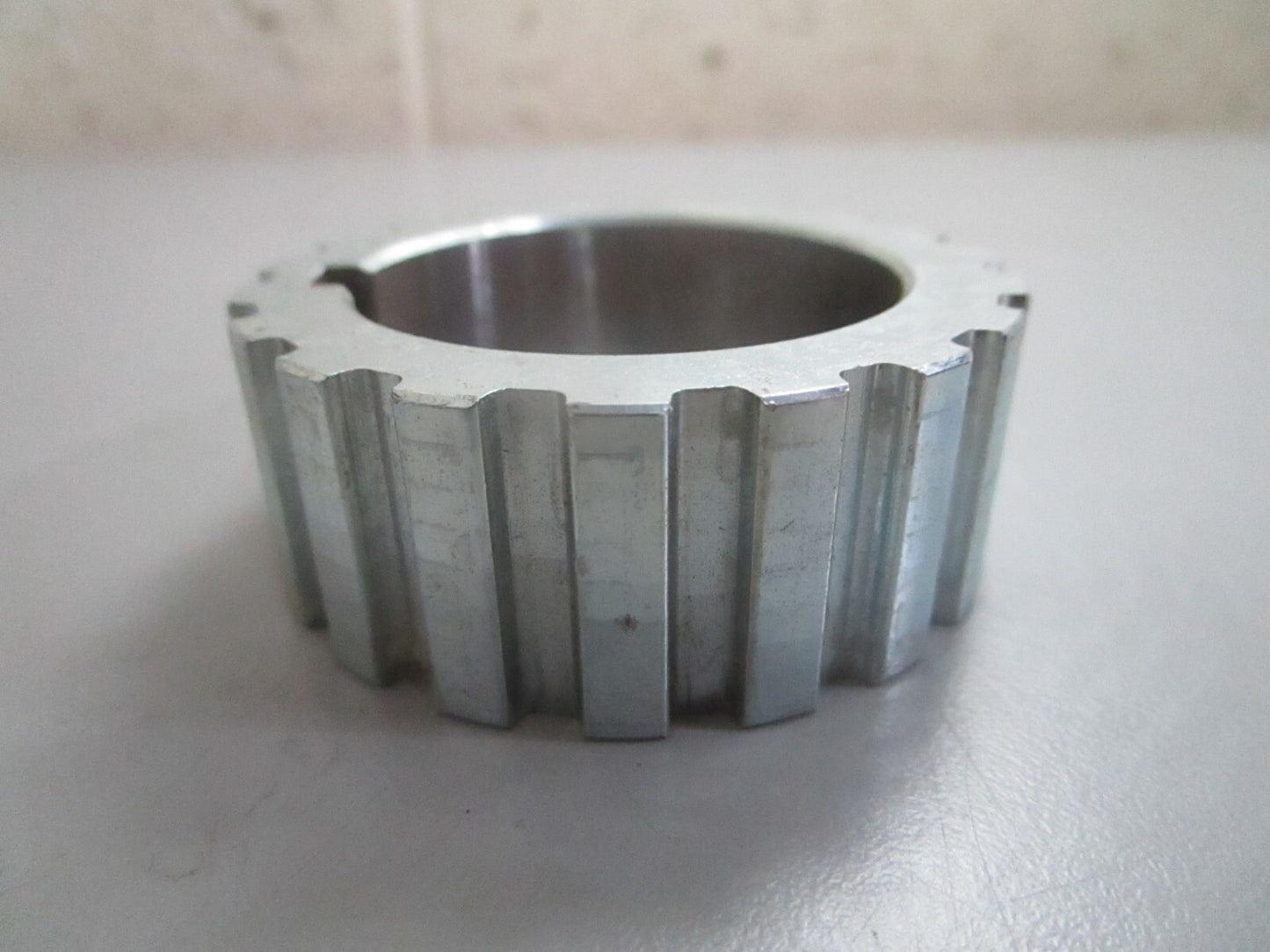 *NEW OEM* 0820 Volvo Penta Wheel 831971