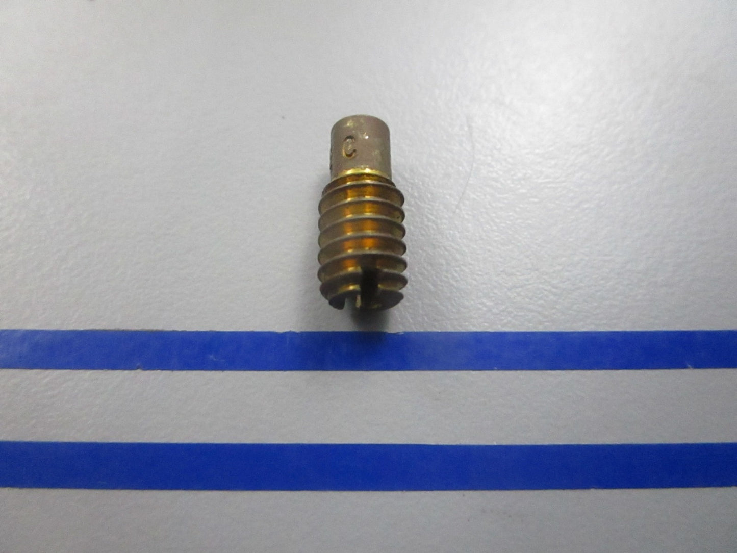 NEW OEM 317488 0317488 OMC Johnson Evinrude 72C Orifice Plug 0810