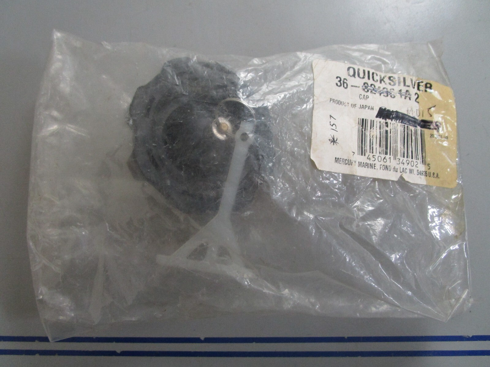 *NEW OEM* 0810 Mercury Quicksilver Cap 36-824962A2