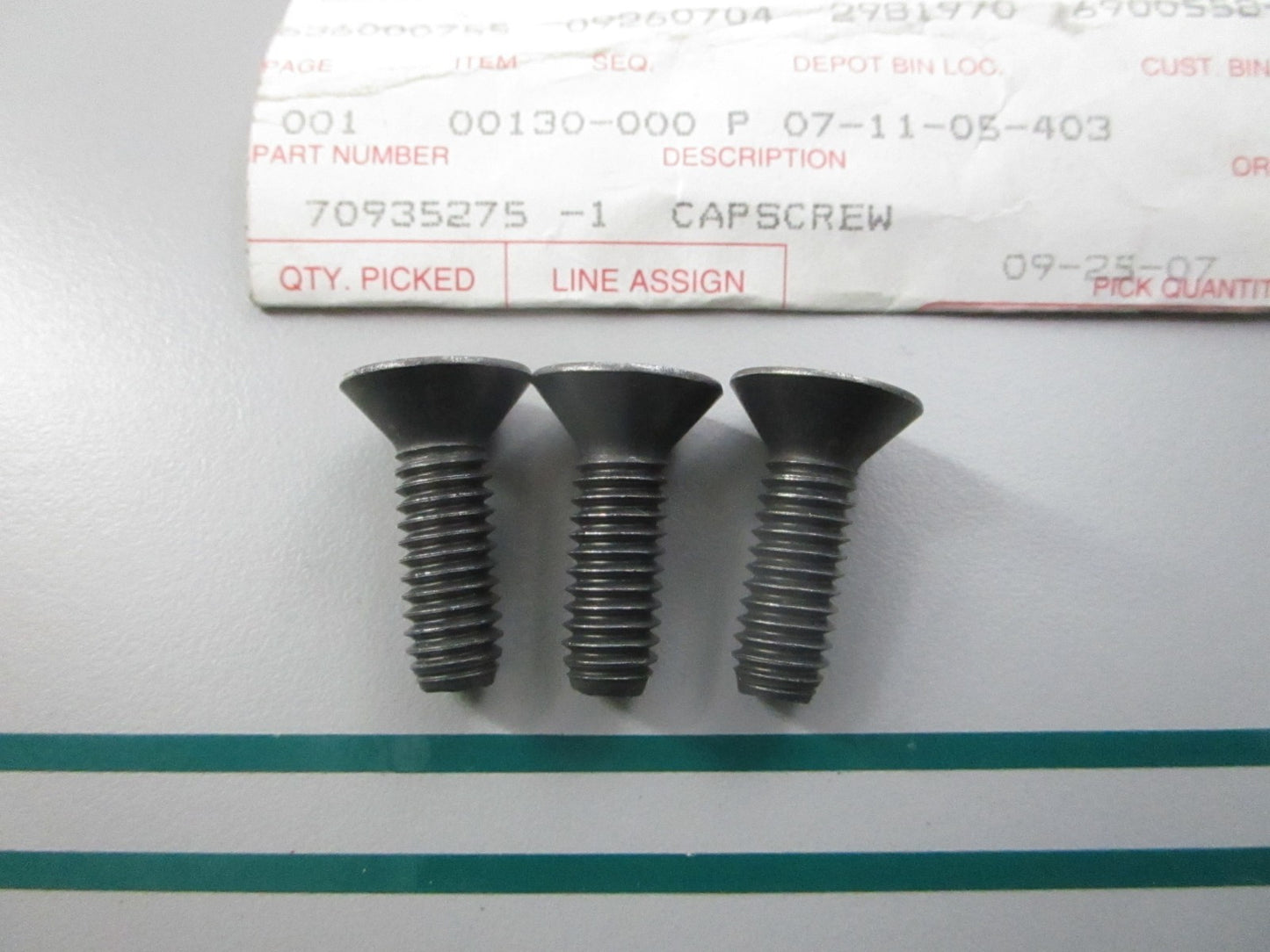 NEW OEM (LOT OF 3) 70935275 AGCO Cap Screw 0810
