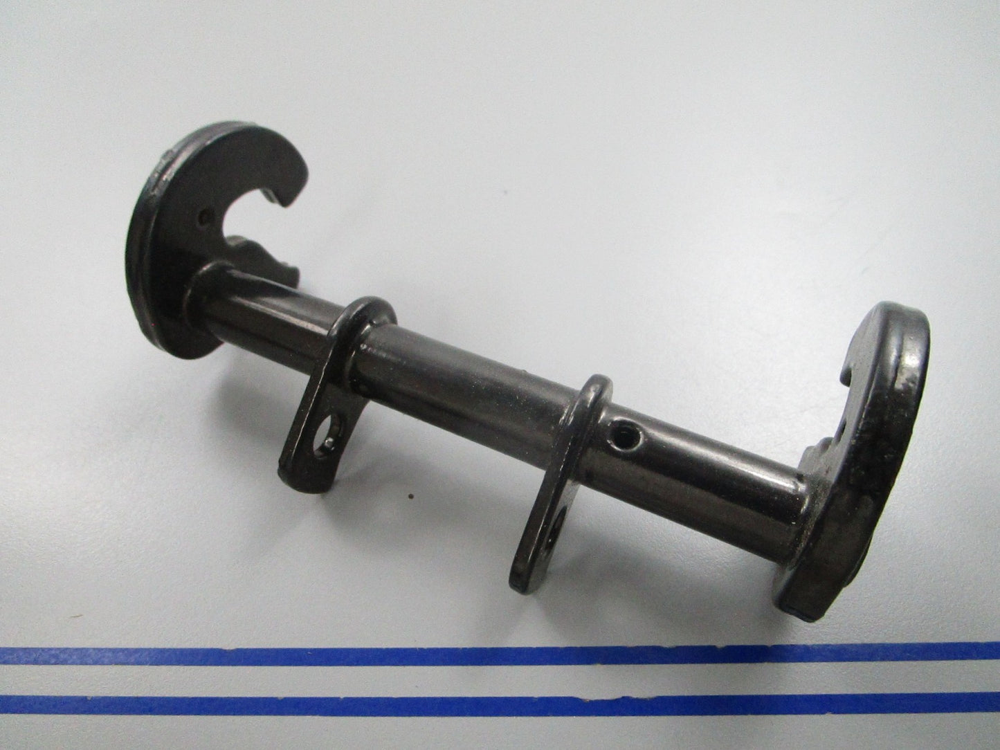 NEW OEM 70690 Mercury Quicksilver Lock Hook Assembly 0810