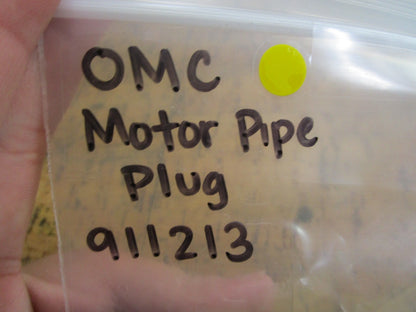 *NEW OEM* 0810 OMC Johnson Evinrude Motor Pipe Plug 911213 0911213