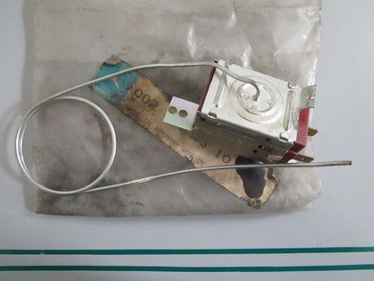 NEW OEM 0028208310 Mercedes-Benz Temperature Switch 0820