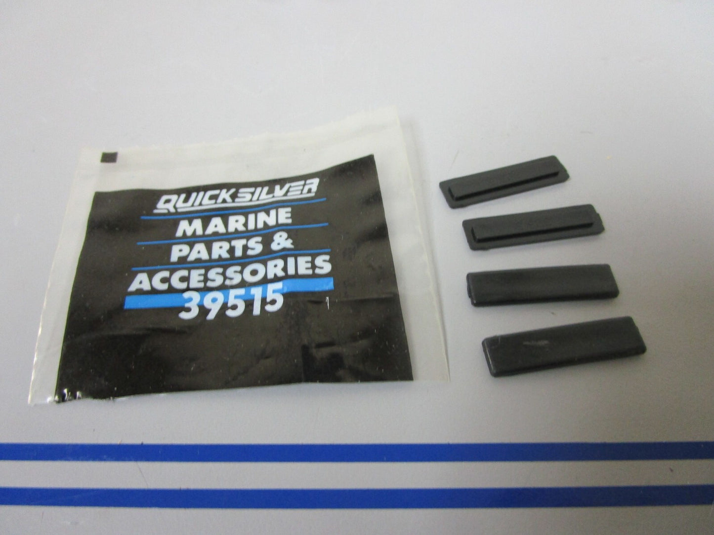 *NEW OEM* (LOT OF 4) 0770 Mercury End Cap 39515