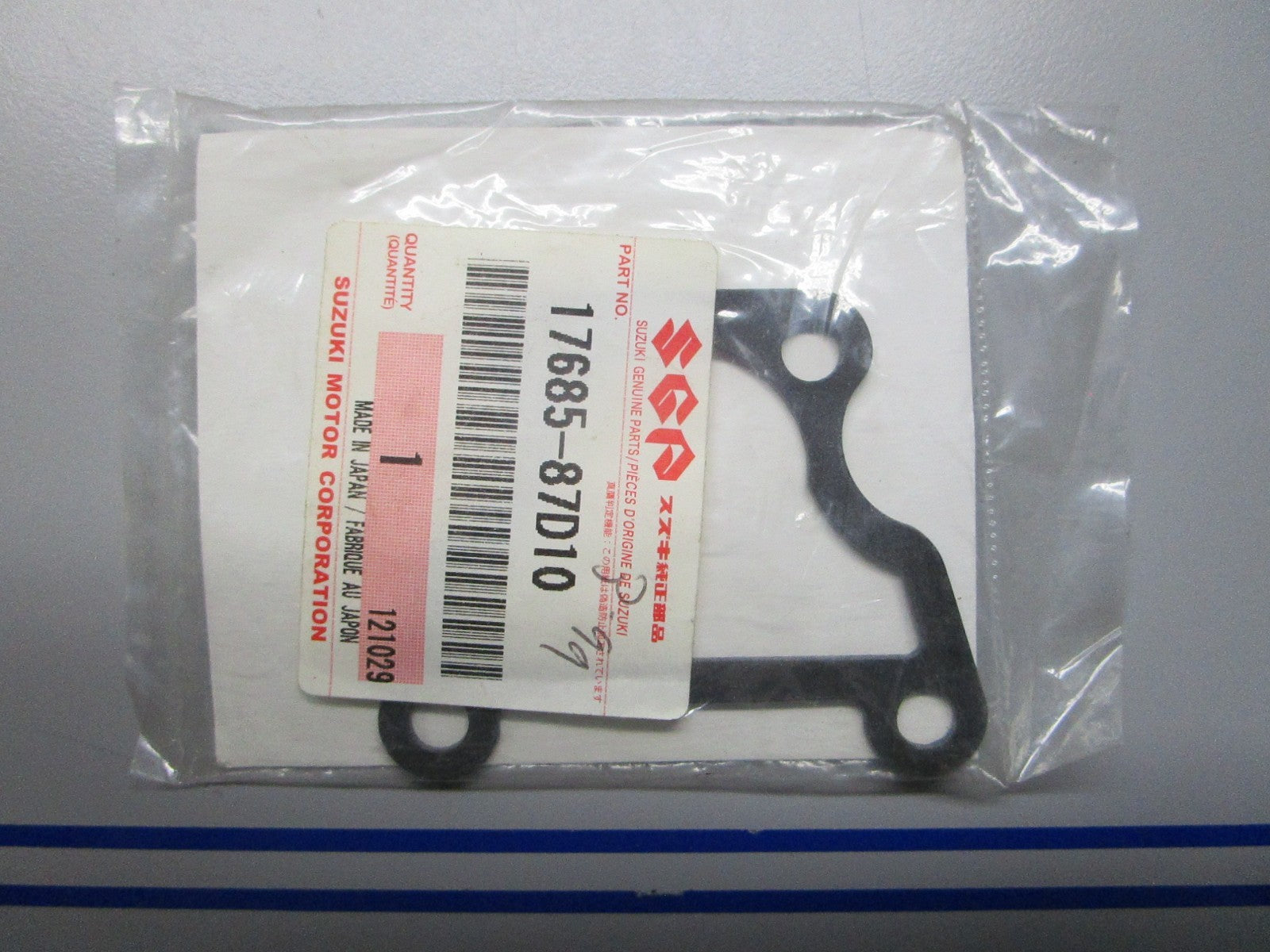 *NEW OEM* 0810 Suzuki Gasket 17685-87D10