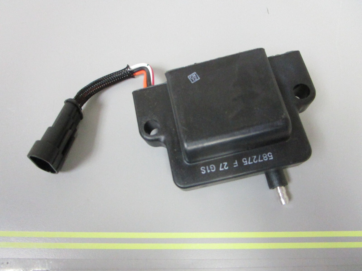 *NEW OEM* 0720 OMC Johnson Evinrude Ignition Coil 587275 0587275