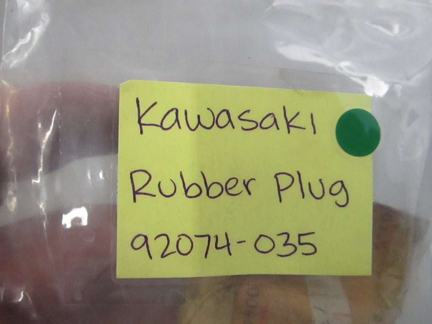 NEW OEM 92074-035 Kawasaki Rubber Plug 0810