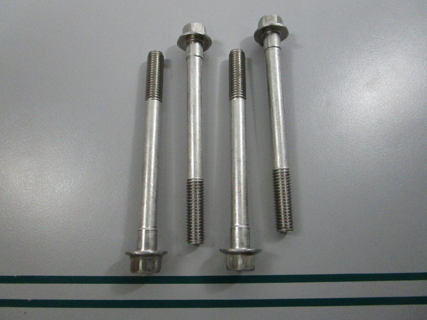NEW (LOT OF 4) 420440368 Sea-Doo Screw 0810