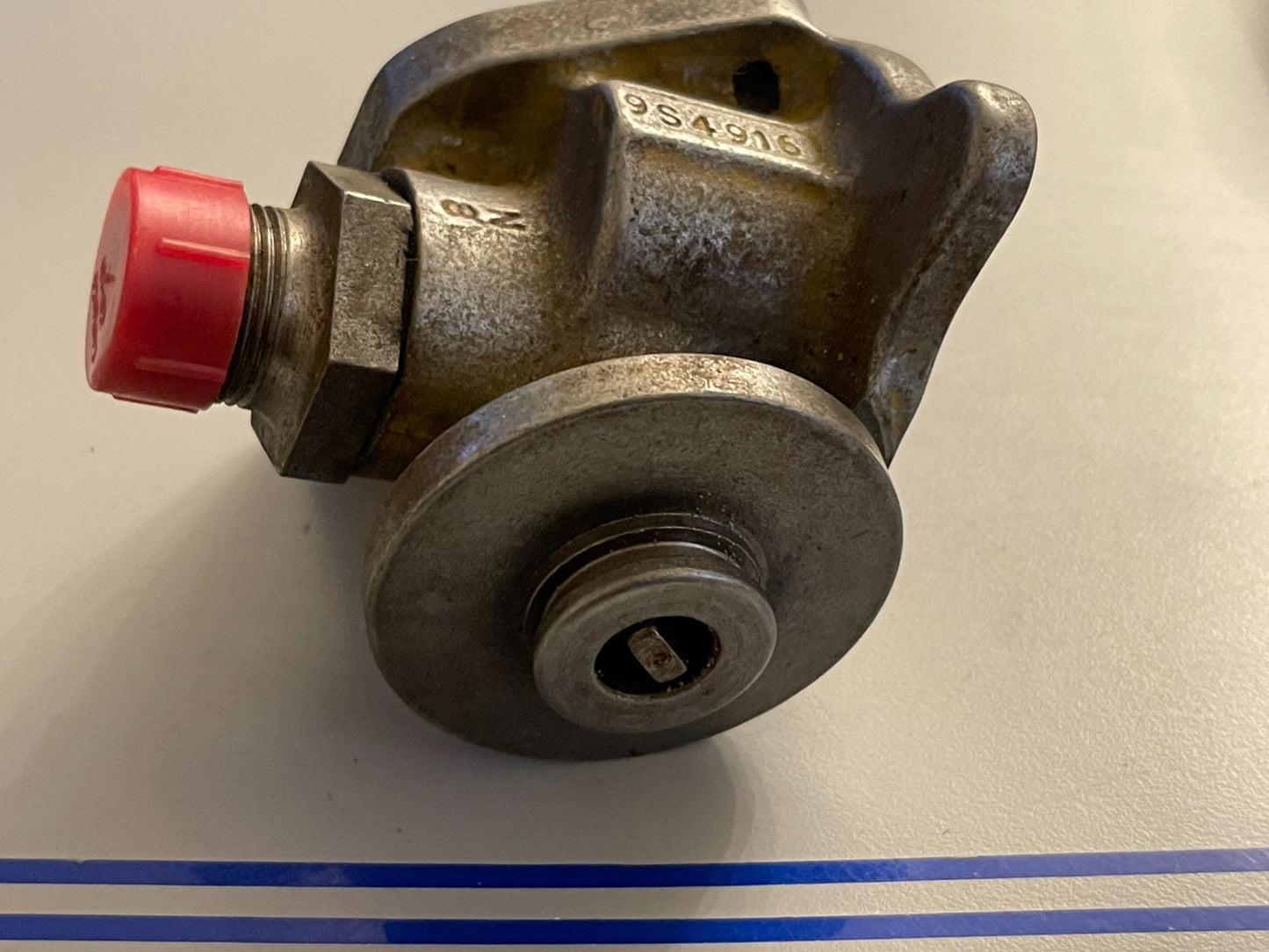 NEW OEM 9S-4916 CAT Caterpillar Valve 0720
