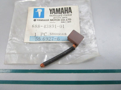 NEW OEM 688-43891-01-00 Yamaha Brush 0810
