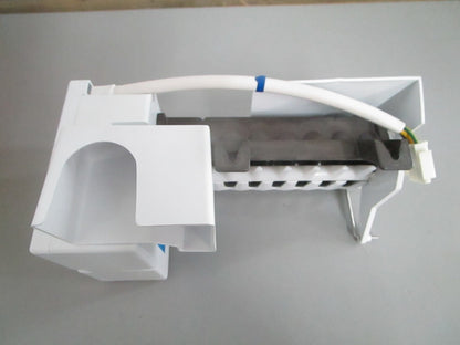 *NEW OEM* 0820 Bosch Ice Maker 00675261