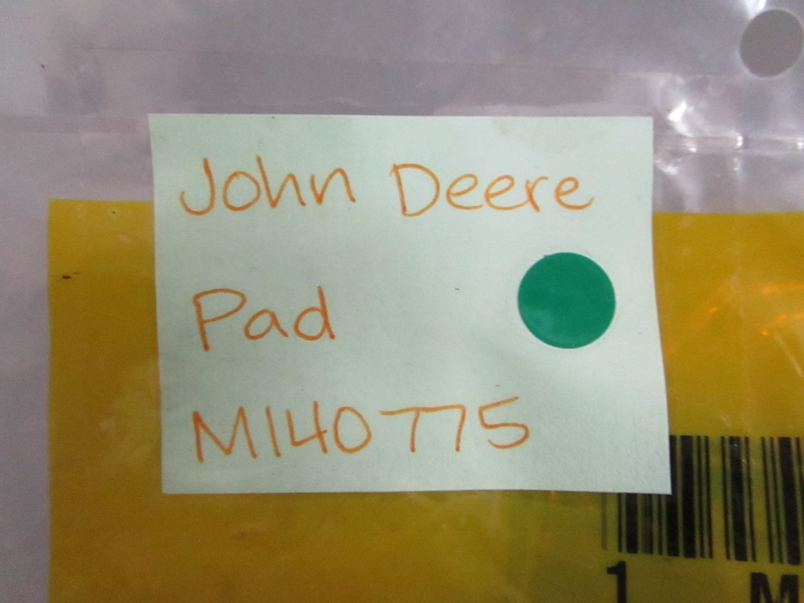 NEW OEM M140775 John Deere Pad 0820