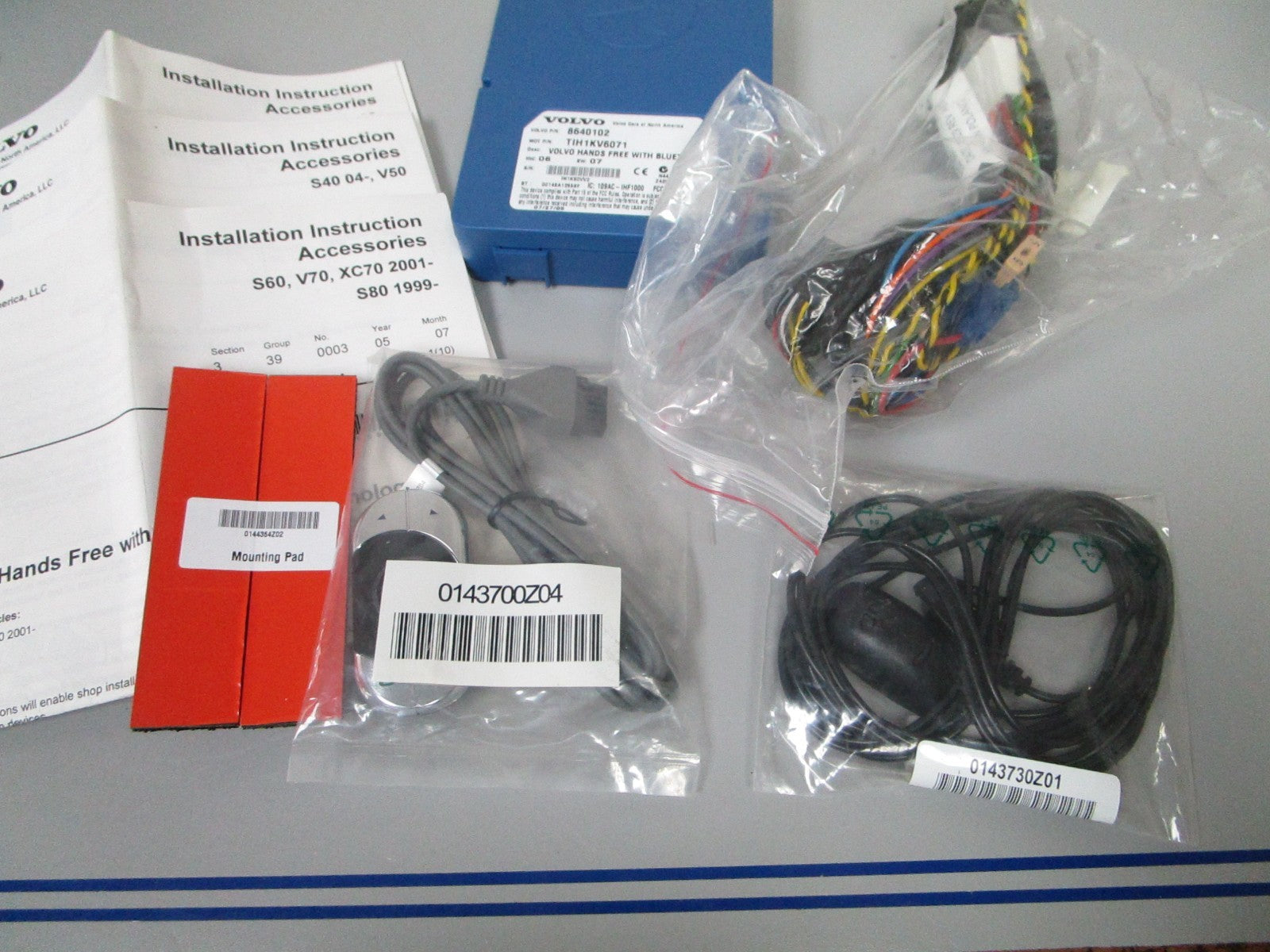 NEW OEM 8640102 31201104 Volvo Penta Universal Handsfree Bluetooth Kit 0720