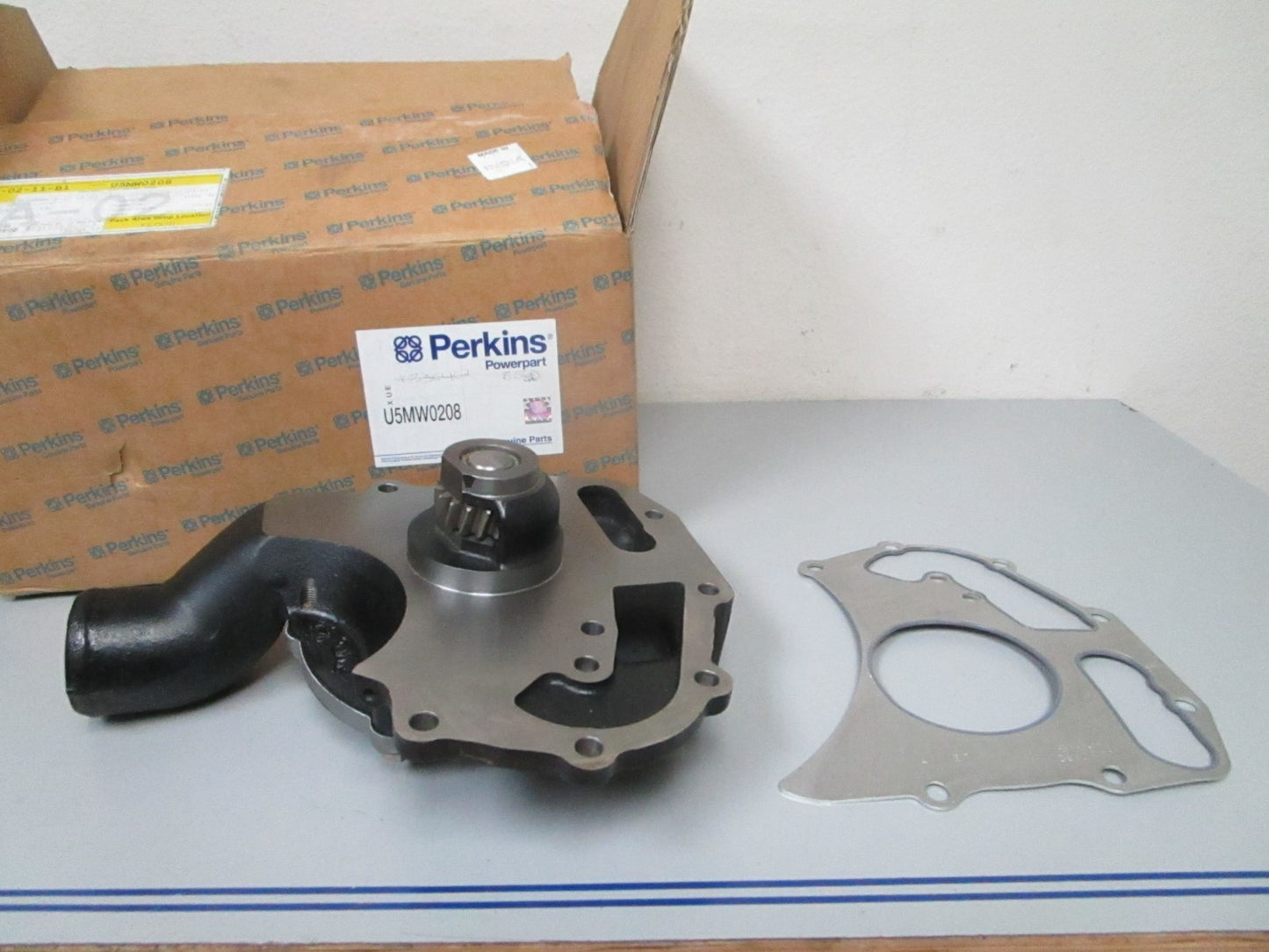 *NEW OEM* 0720 Perkins Water Pump Kit U5MW0208