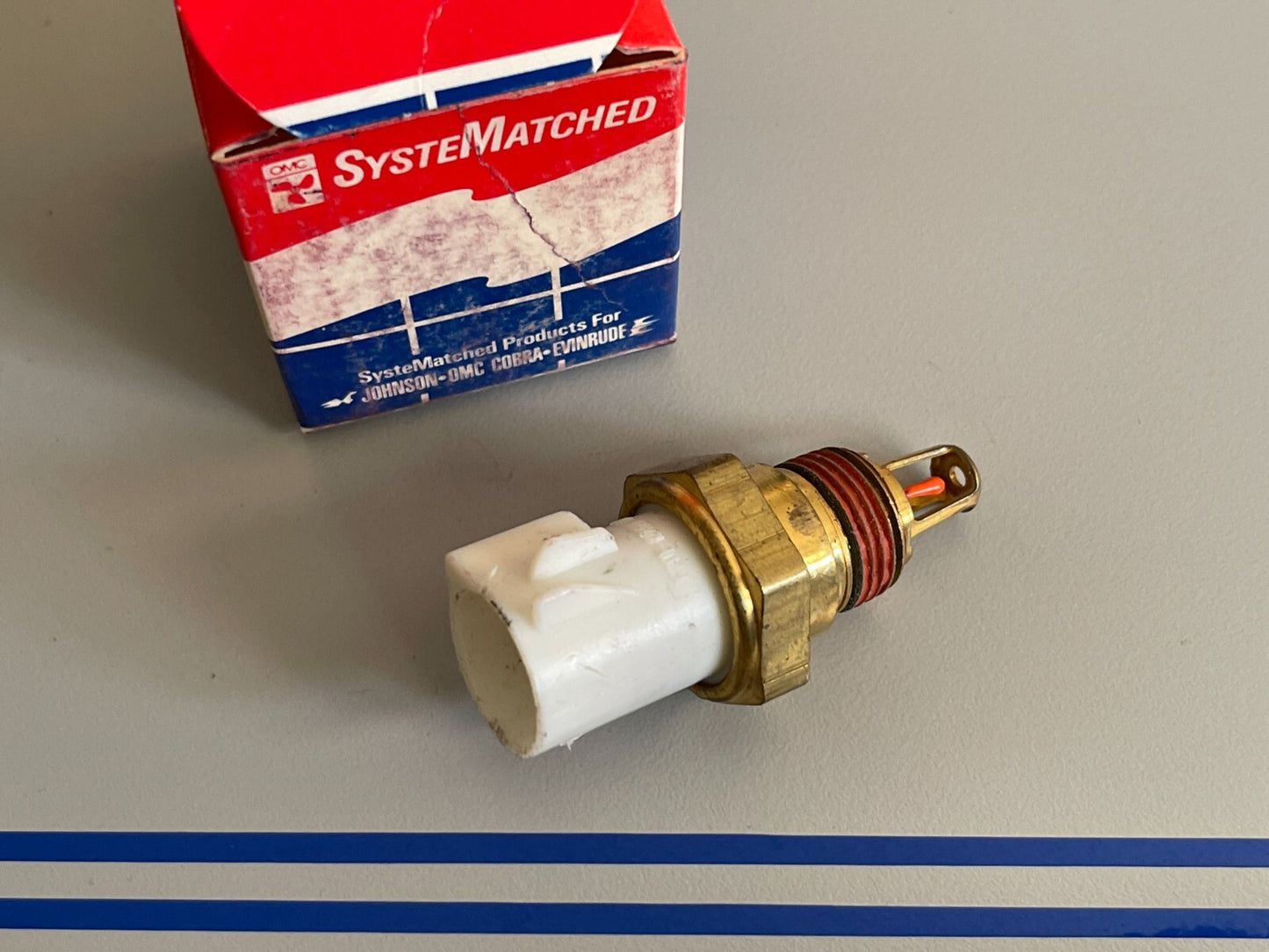 *NEW OEM* 0810 OMC Johnson Evinrude Sensor 3854158 987675 0987675