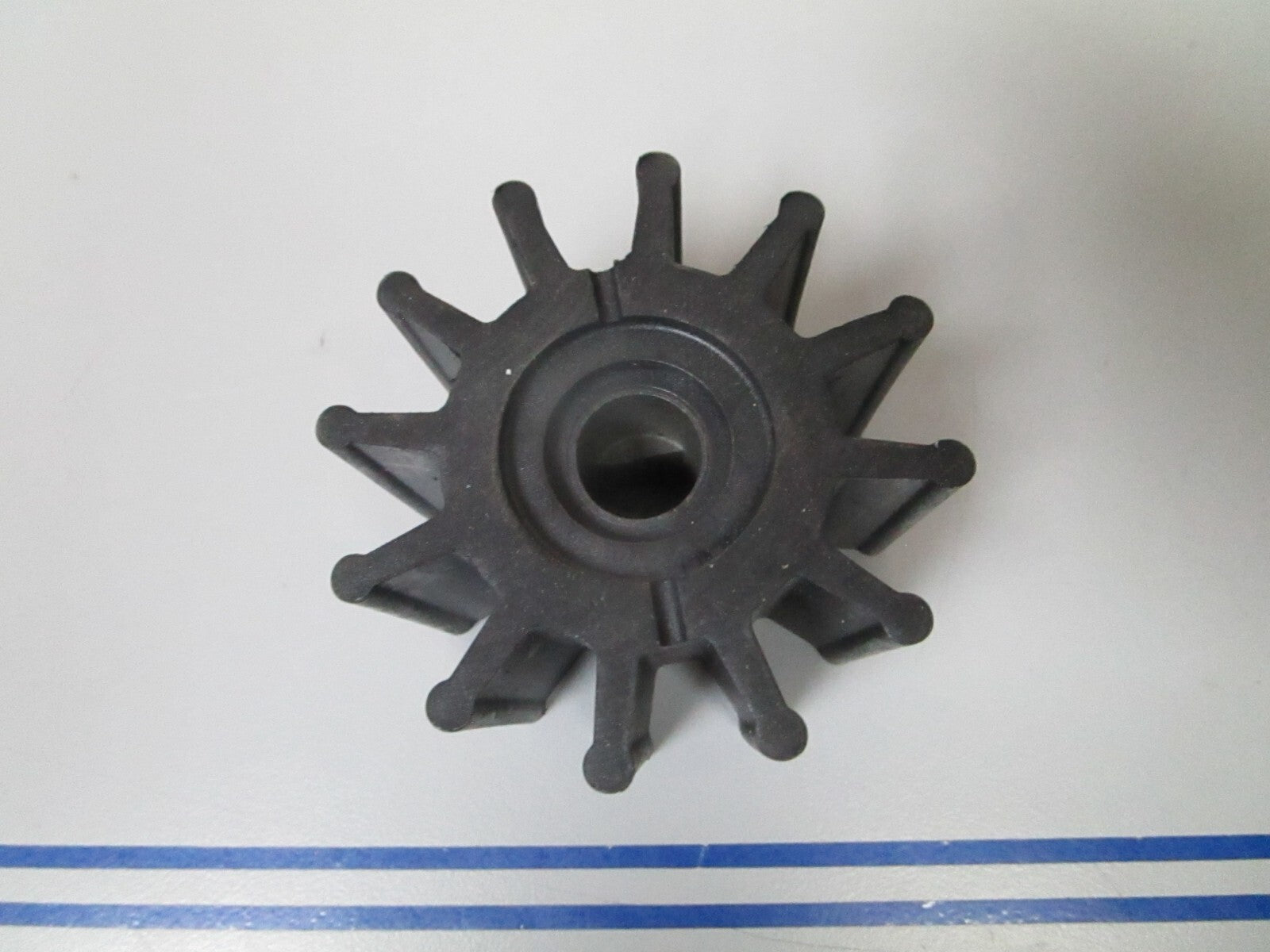 *NEW OEM* 0810 OMC Johnson Evinrude Impeller 987176 0987176