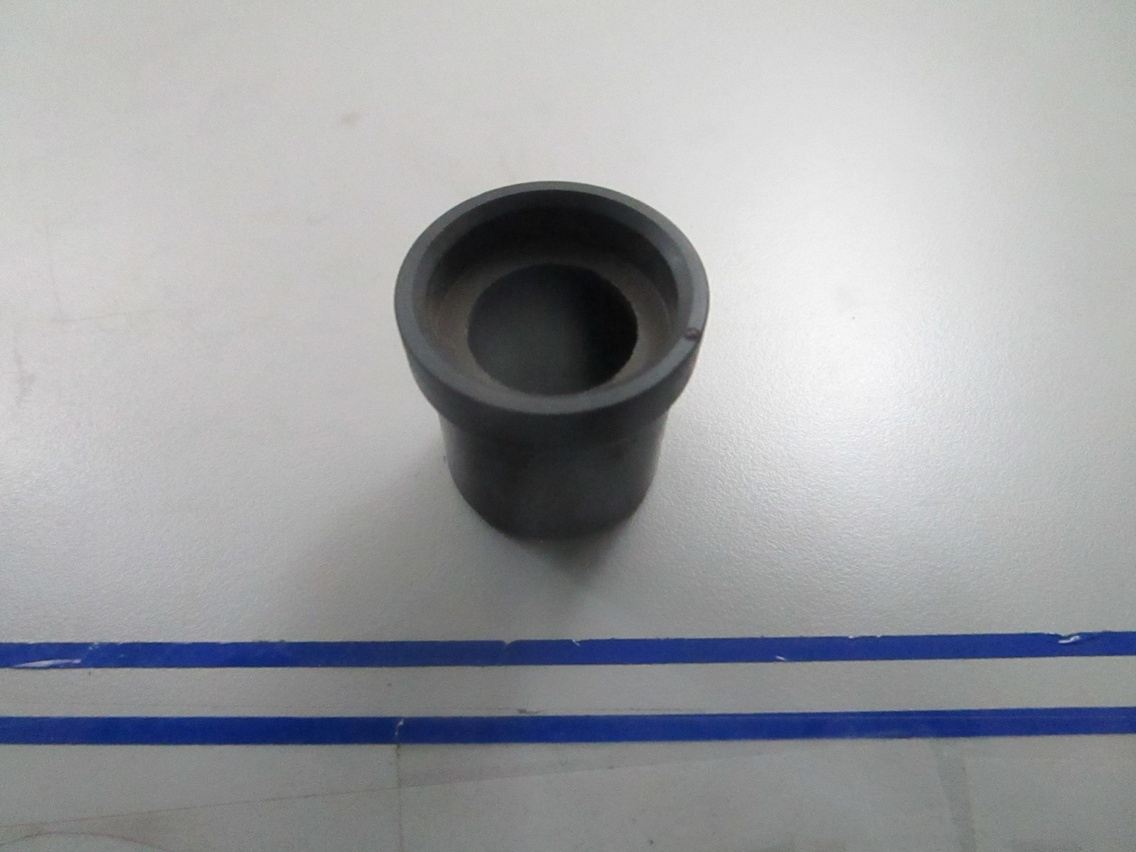 *NEW OEM* 0810 OMC Johnson Evinrude Thermostat Sleeve 337533 0337533