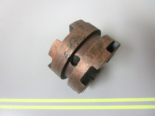 *NEW OEM* 0750 OMC Johnson Evinrude CLUTCH DOG 337774 0337774