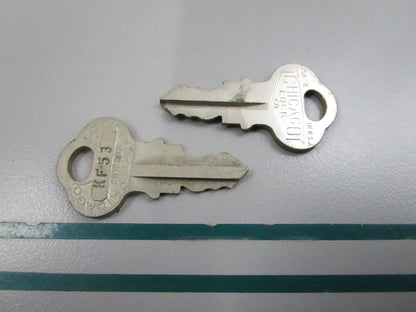 NEW OEM (LOT OF 2) 501568 0501568 OMC Johnson Evinrude KF53 Ignition Key 0810
