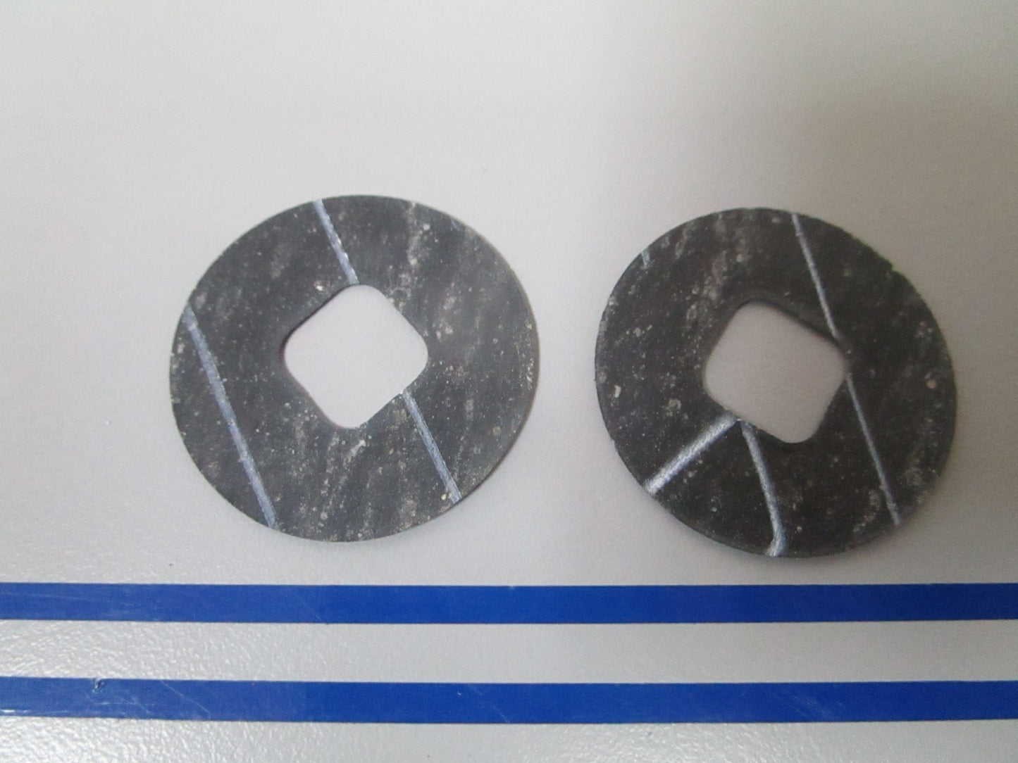 NEW OEM (LOT OF 2) 27-80662M Mercury Quicksilver Mounting Gasket 0810