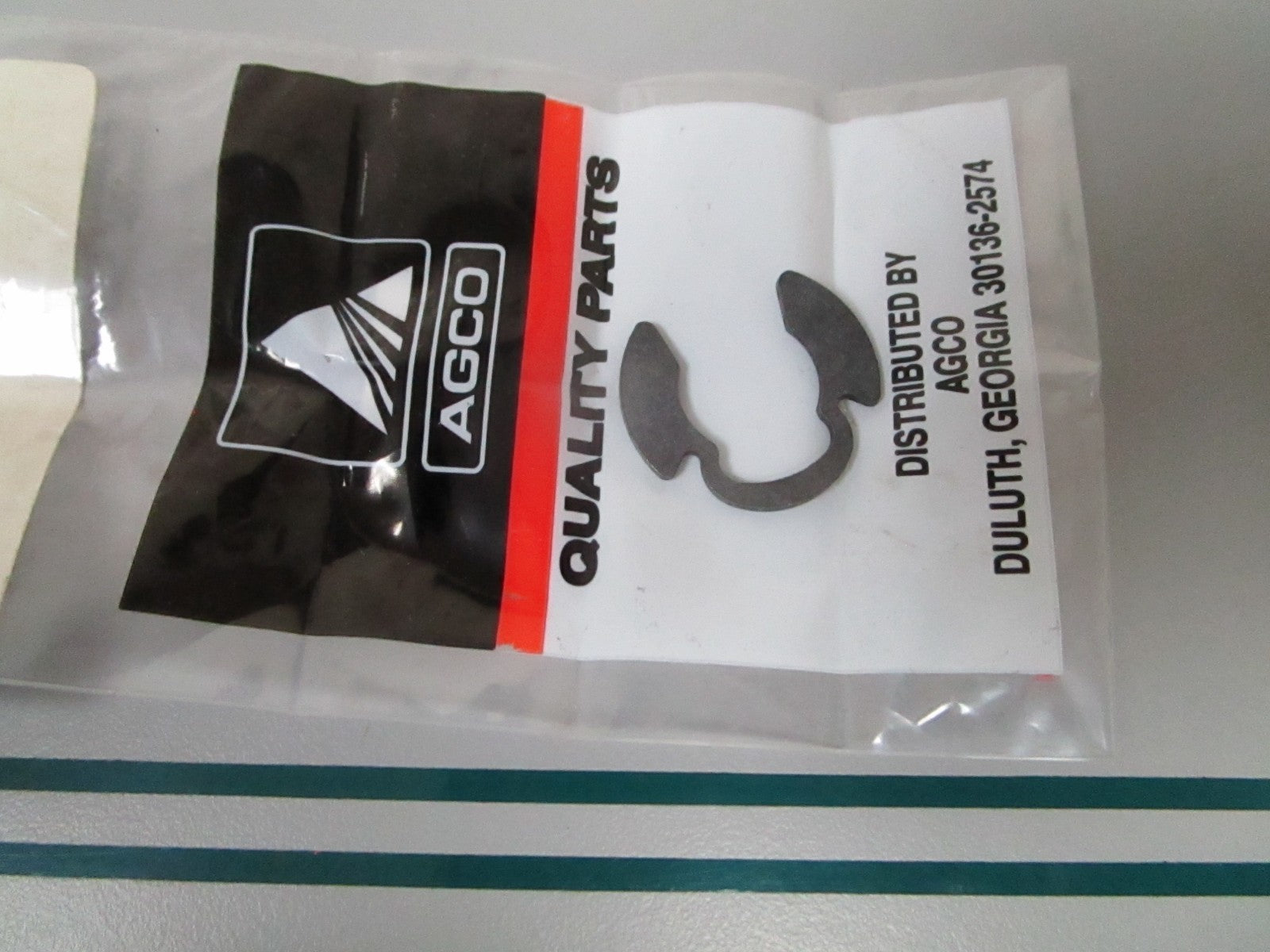 NEW OEM 70937196 AGCO Clip 0810