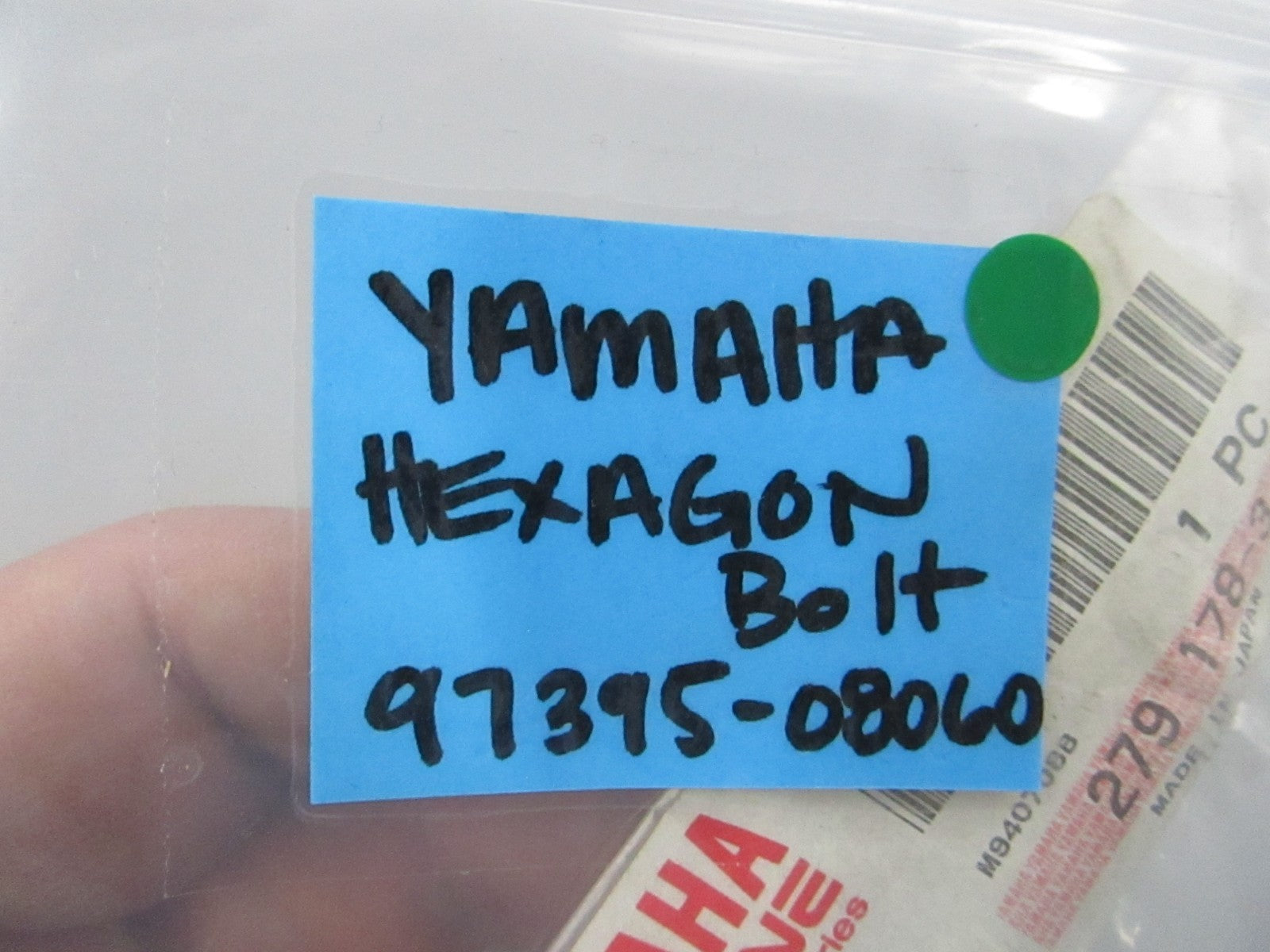 NEW OEM 97395-08060 Yamaha Hexagon Bolt 0810